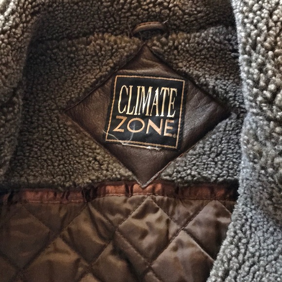 Climate Zone Leather Jacket - Picture 4 of 5